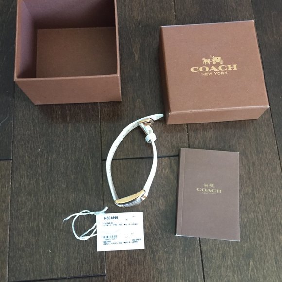 COACH watch - Picture 2 of 10